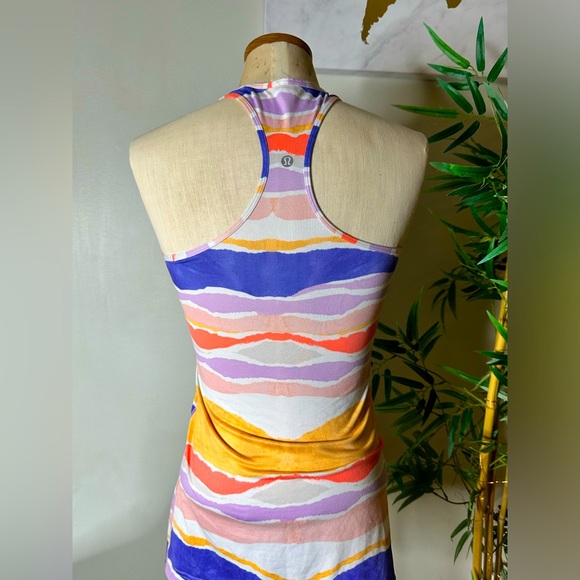 Lululemon Cool Racerback Bleacher Stripe White Iris Flower Tank Top Can Fit M/L - Picture 3 of 5